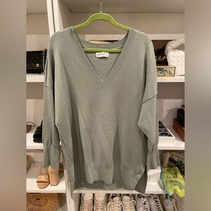 Abercrombie sweater